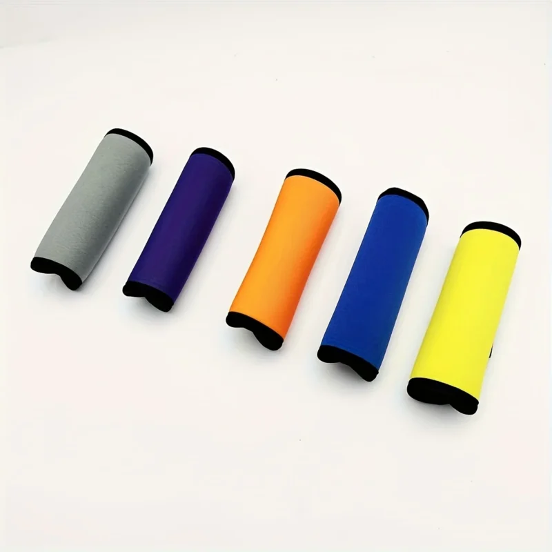 S7611ef778a334116ba7106cc49f6463c5.webp Neoprene luggage handle cover - Assorted Color