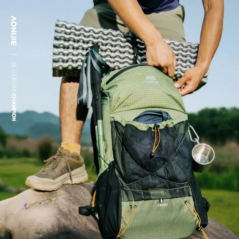 Sf8f28e8c0778471b80b8e4106eee7ce7K.webp AONIJIE FH2542 42L Hiking Backpack Men Women Outdoor Sport Waterproof Travel Bag Hiking Off-road Cycling Race Marathon